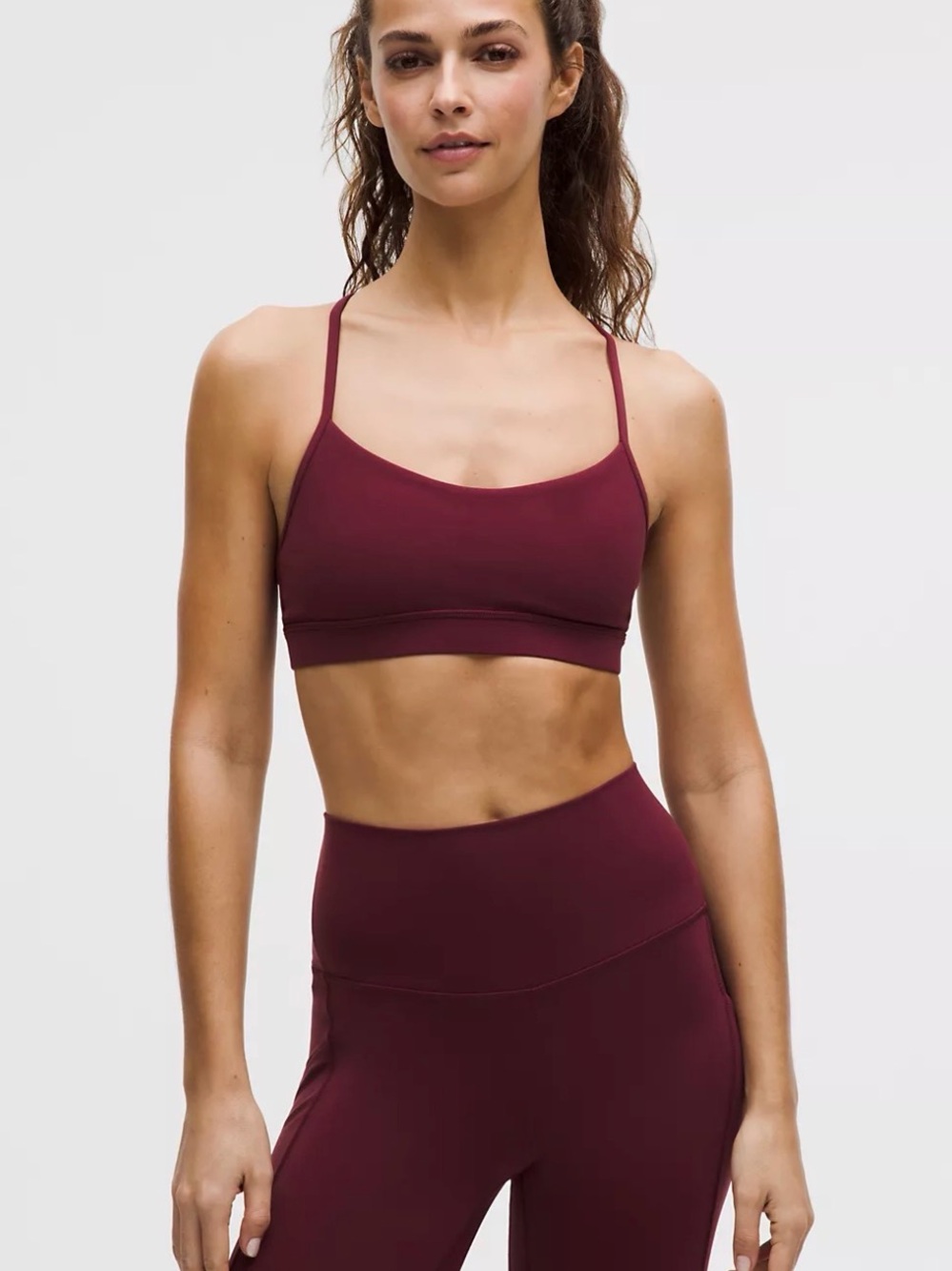 lululemon Flow Y Bra Nulu
Light Support, A–C Cups size 4
- Burgundy